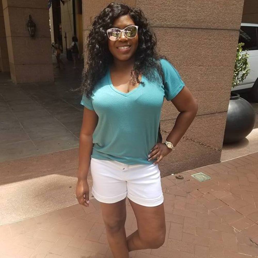 Meet your Posher, Deidra
